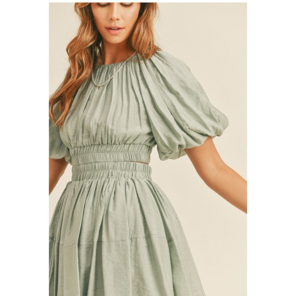 599 • Laurel Green Billows Puff Sleeve Smocked Waist Rayon Blend Mini Dress - Picture 4 of 5